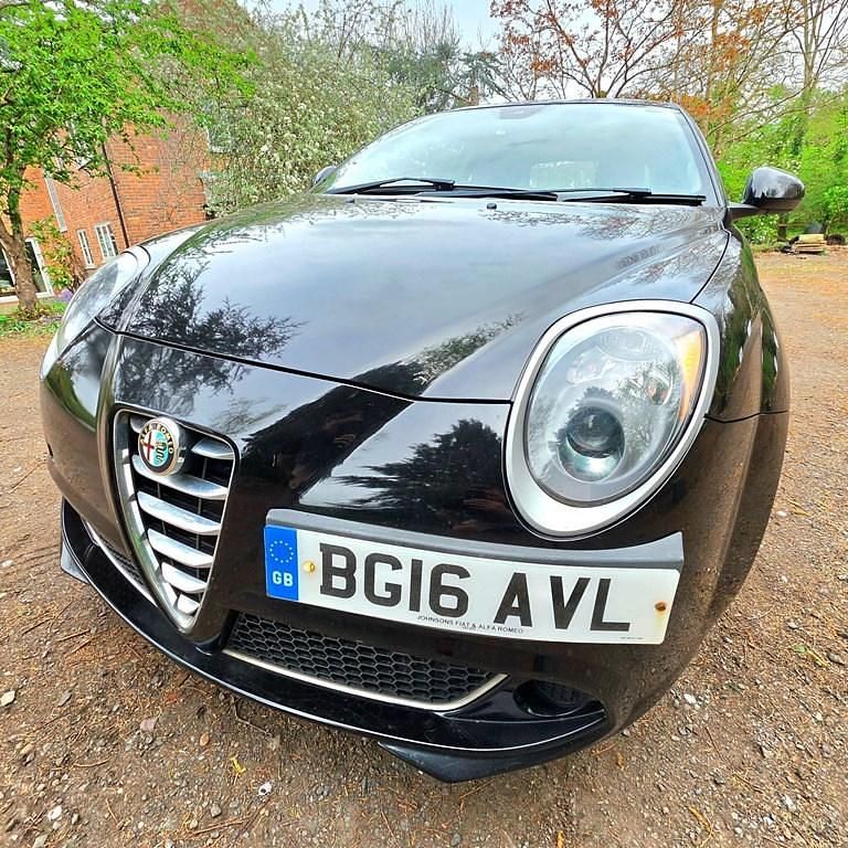 Used Alfa Romeo MiTo Progression 105 HP (77 kW) 2016 Black Hatchback