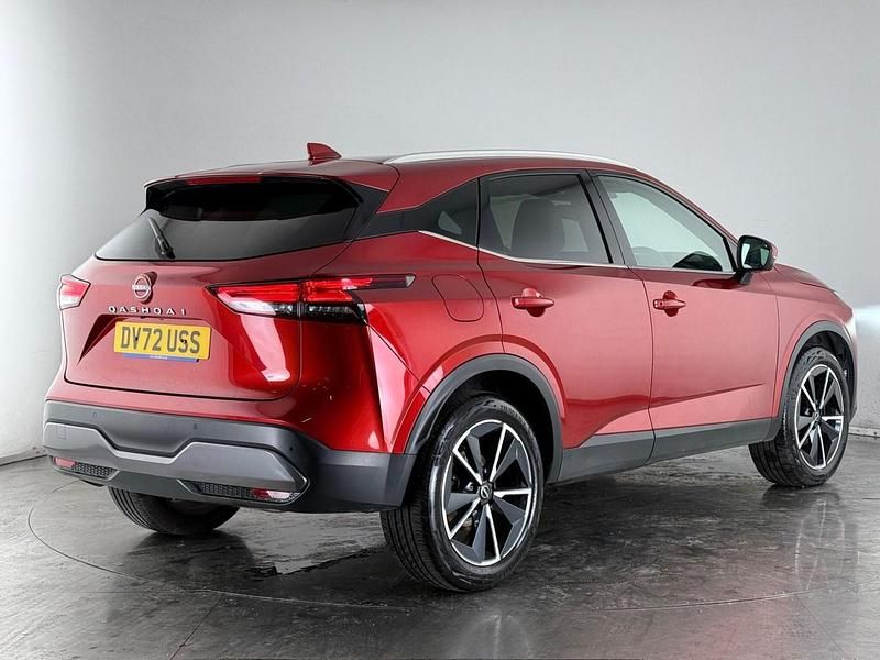 Used Nissan Qashqai Tekna 158 HP (116 kW) 2022 Red SUV