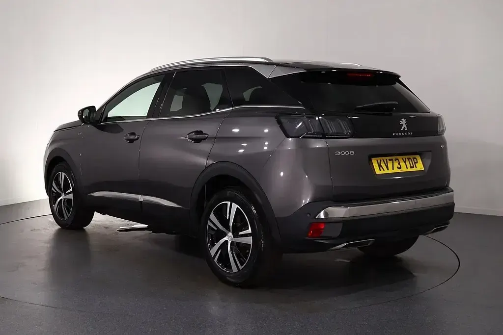 Used Peugeot 3008 GT 136 HP (100 kW) 2023 Grey SUV
