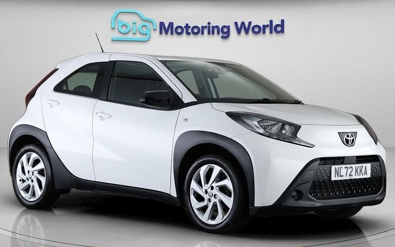 Used Toyota Aygo X PURE 72 HP (52 kW) 2025 SUV
