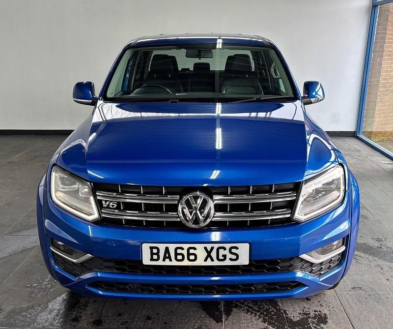 Begagnad VW Amarok Aventura 2017 Blå Pickup