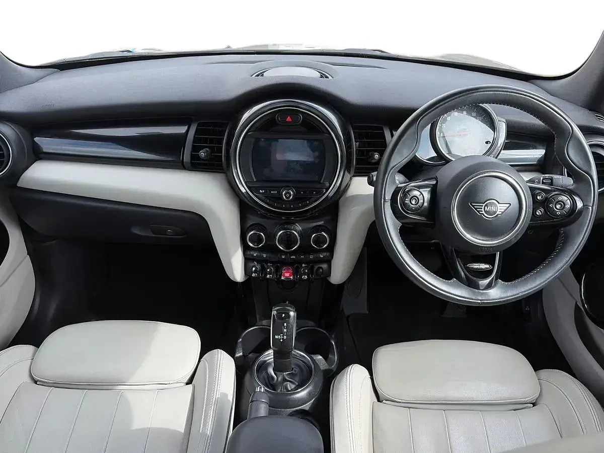 Used Mini Cooper Cabriolet Exclusive 134 HP (98 kW) 2019 Grey Cabriolet