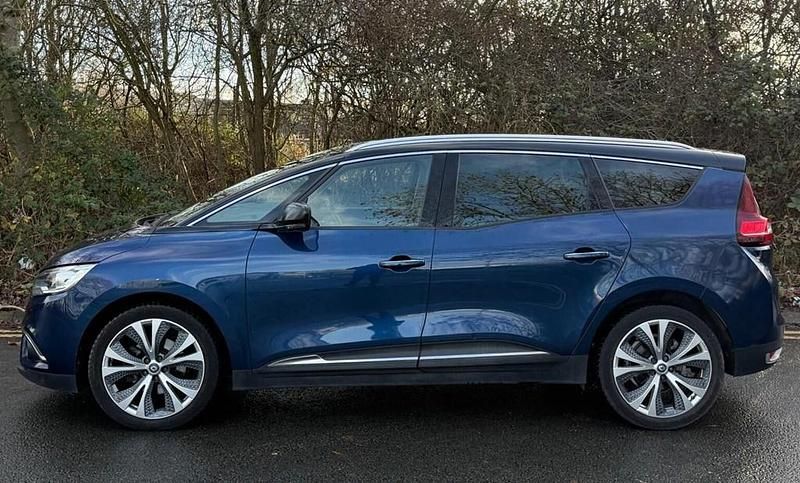 Used Renault Grand Scénic IV Dynamique 110 HP (80 kW) 2017 Blue MPV