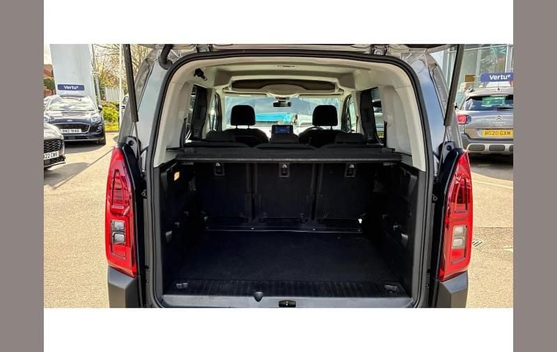 Used Citroën e-Berlingo XTR 100 kW (136 HP) 2024 Grey MPV