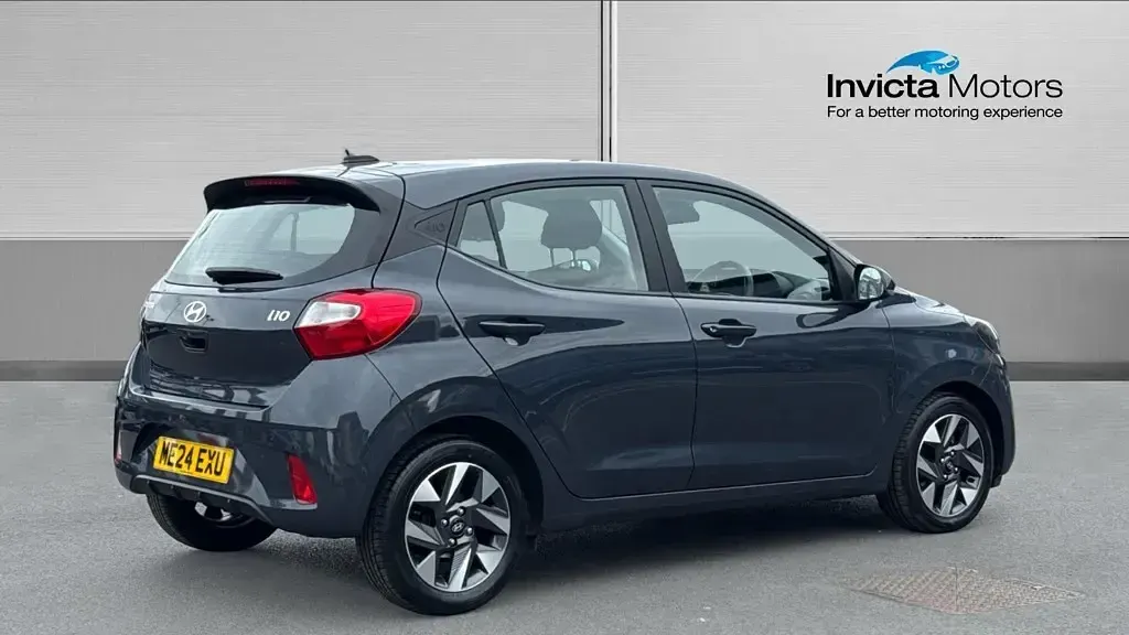 Used Hyundai i10 Advanced 79 HP (58 kW) 2024 Aurora grey pearl Hatchback