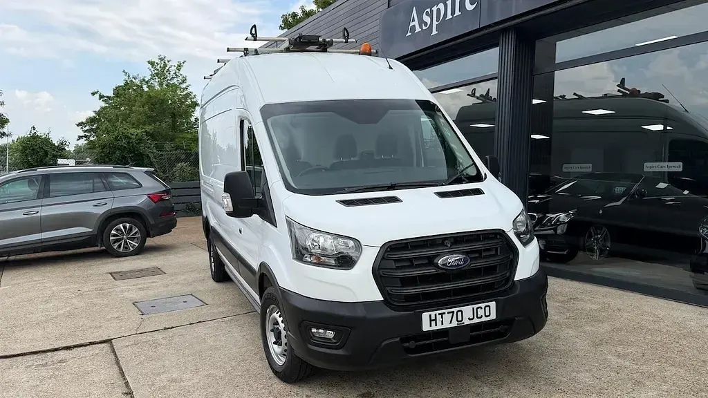 Used Ford Transit 130 HP (95 kW) 2021 White Van