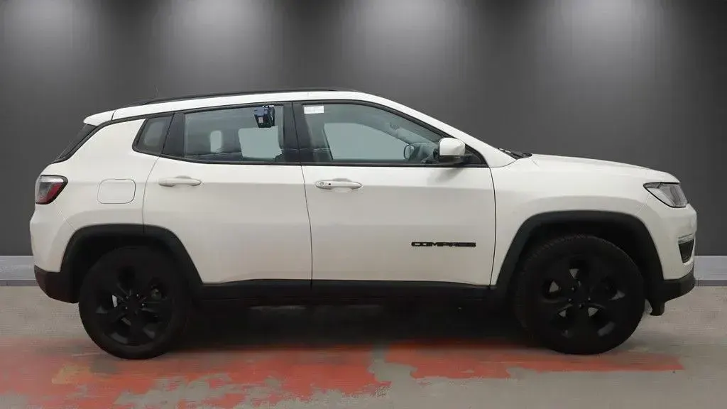 Used Jeep Compass Night Eagle 140 HP (102 kW) 2020 White SUV