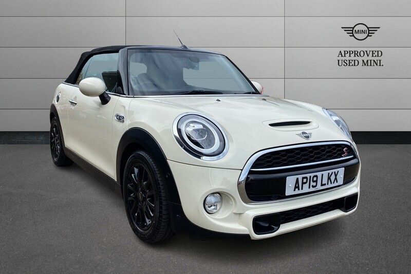 Used Mini Cooper S Classic 192 HP (141 kW) 2019 White Hatchback
