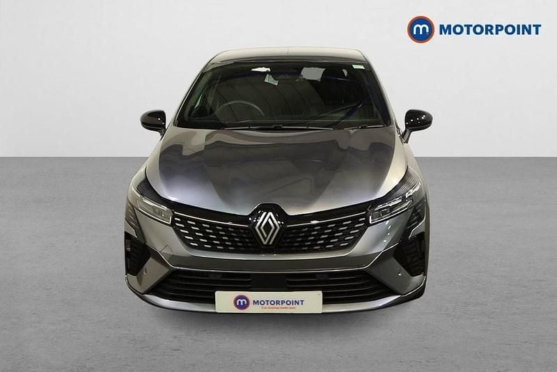 Used Renault Clio V Techno 90 HP (66 kW) 2024 Grey Hatchback