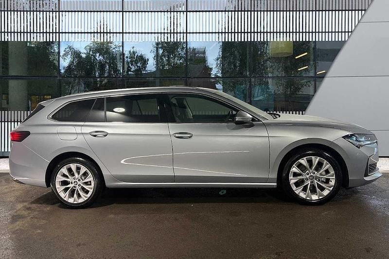 Used Skoda Superb SE L 110 HP (80 kW) 2025 Pebble silver metallic Estate