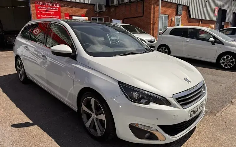 Used Peugeot 308 SW Allure 116 HP (85 kW) 2015 Estate