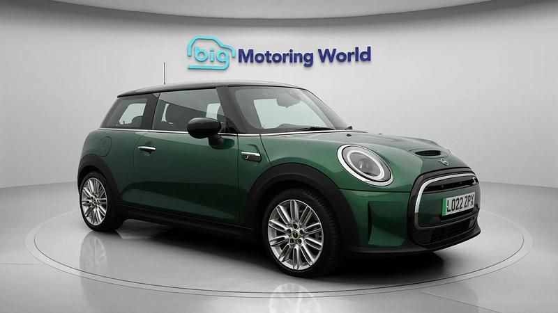 Used 2022 Mini Cooper SE Hatch Hatchback | £14,500 (Good price) - Image 1/4