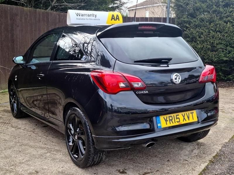 Used Vauxhall Corsa Edition 70 HP (51 kW) 2015 Black Hatchback