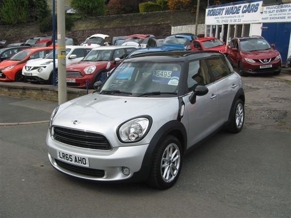 Silver Used 2015 Mini Cooper Countryman Business SUV | £6,495 (Fair price) - Image 1/1