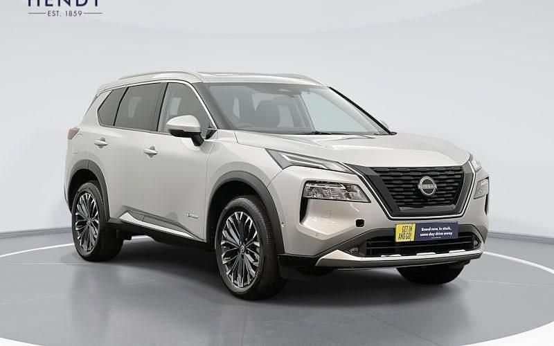 New 2024 Nissan X-Trail Tekna SUV | £36,099 (Super price) - Image 1/4