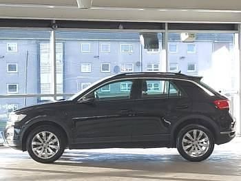 Used VW T-Roc SE 115 HP (84 kW) 2018 Black SUV