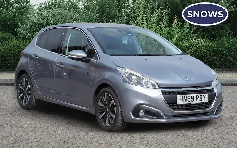 Used Peugeot 208 82 HP (60 kW) 2019 Hatchback