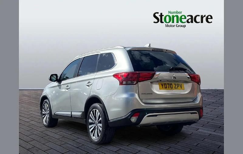 Used Mitsubishi Outlander 147 HP (108 kW) 2020 Silver SUV
