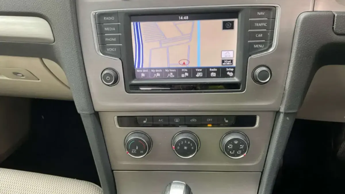 Usado VW Golf VII Edition 184 HP (135 kW) 2016 Azul Citadino