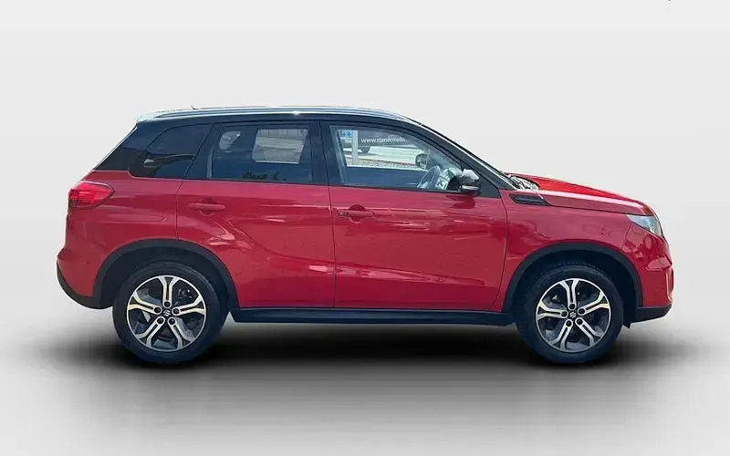 Second-hand Suzuki Vitara SZ5 120 CP (88 kW) 2017 Roșu SUV