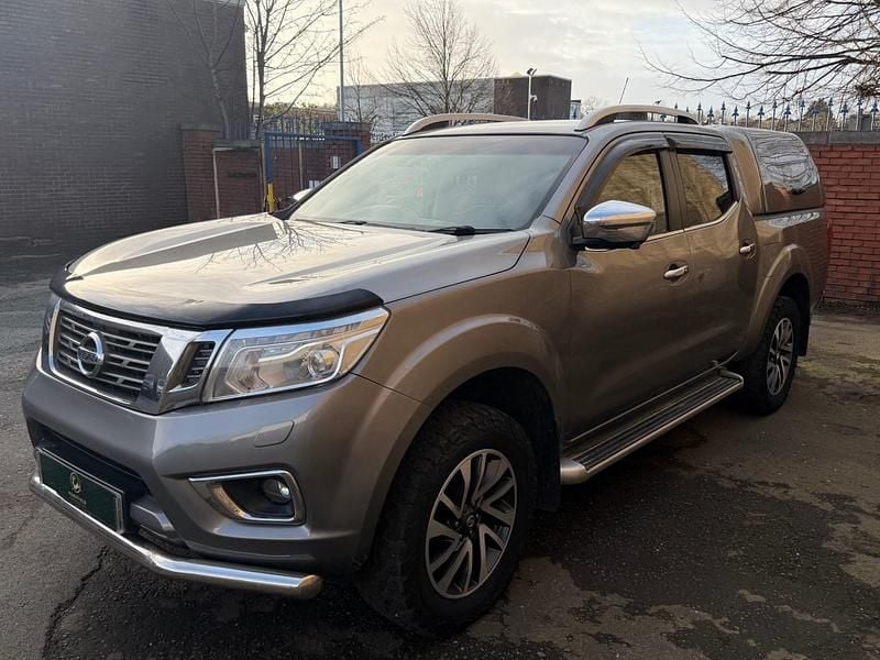 Used Nissan Navara Tekna 2016 Grey Pickup