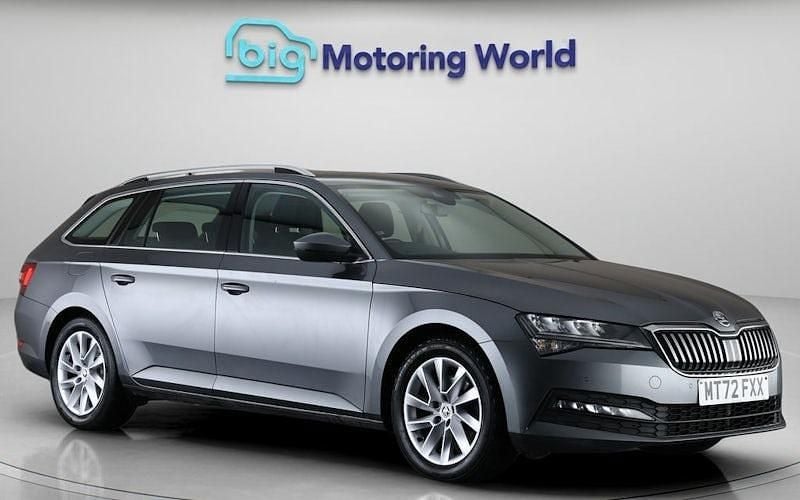 Used Skoda Superb SE 150 HP (110 kW) 2022 Grey Estate