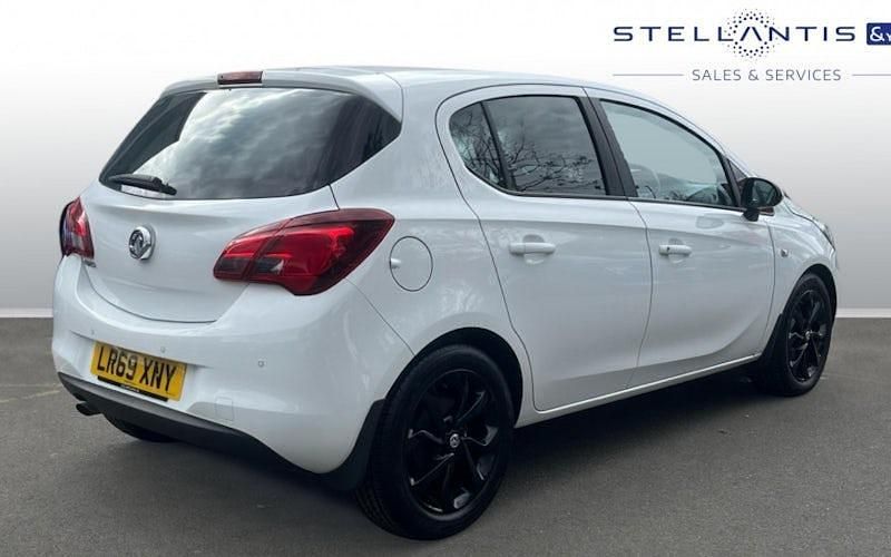 Used Vauxhall Corsa 75 HP (55 kW) 2019 White Hatchback