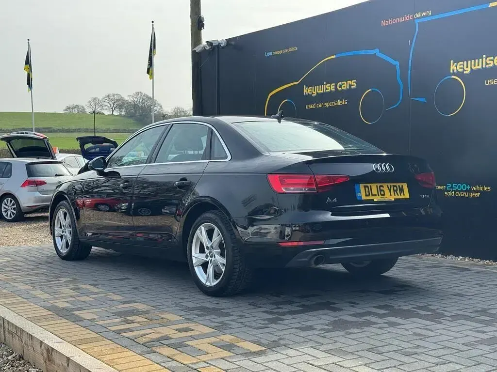 Used Audi A4 Sport 150 HP (110 kW) 2016 Black Sedan