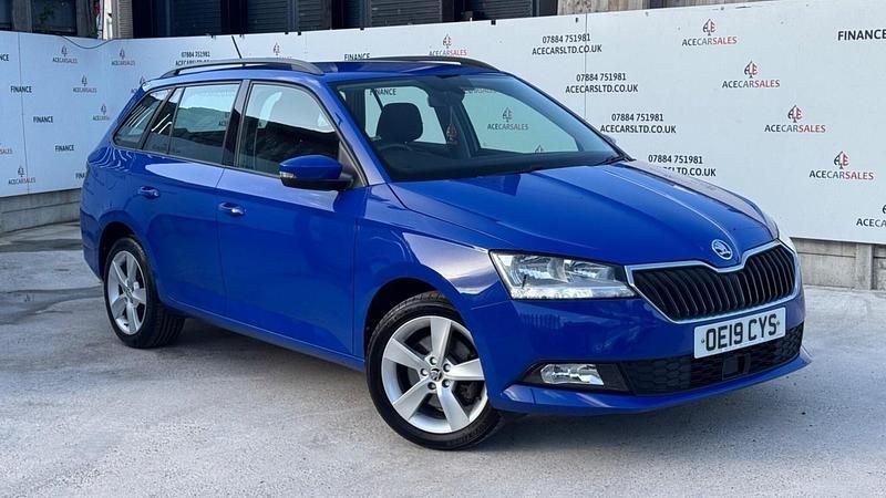 Used Skoda Fabia SE L 110 HP (80 kW) 2019 Blue Estate
