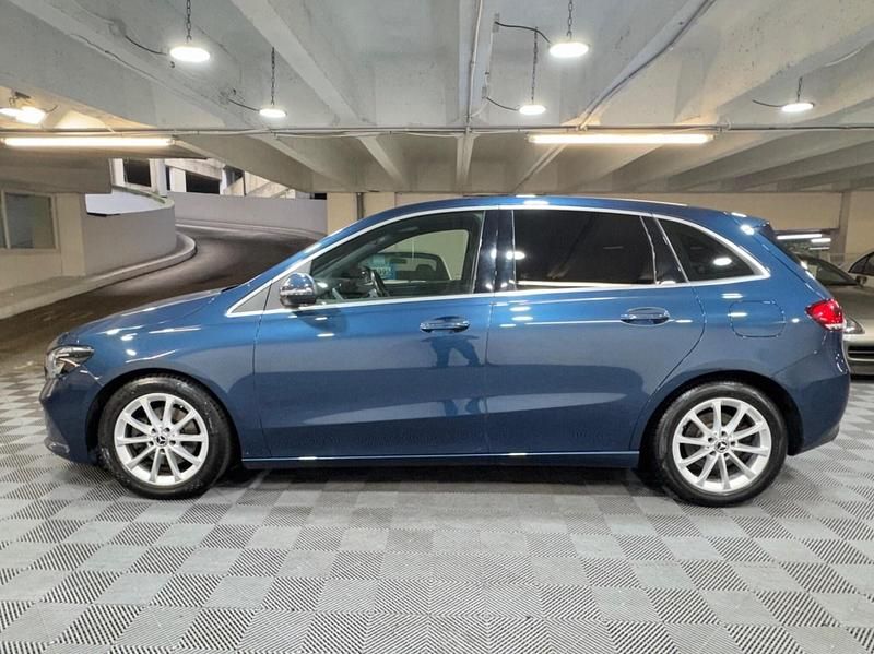 Used Mercedes B200 2020 Blue MPV