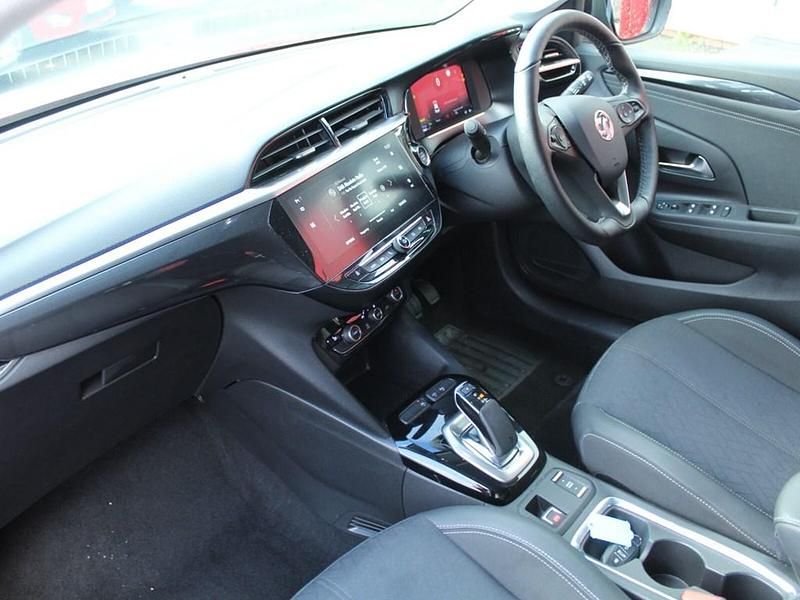 Used Vauxhall Corsa-e Elite 100 kW (136 HP) 2021 Red Hatchback