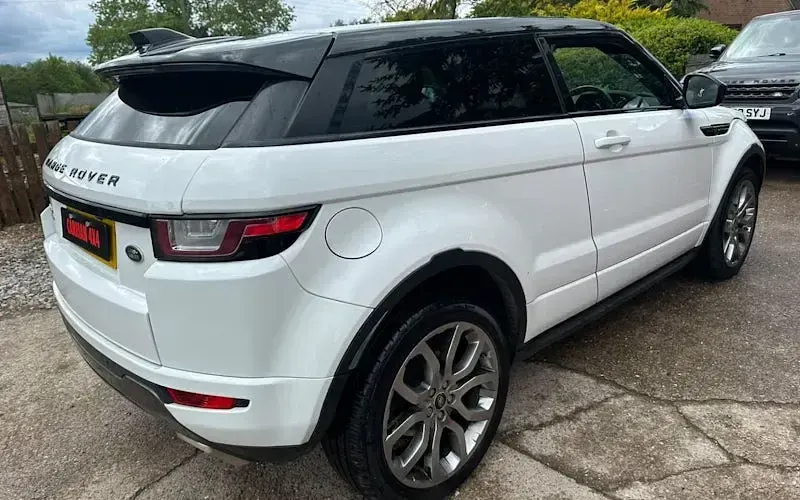 Used Land Rover Range Rover evoque HSE Dynamic 179 HP (131 kW) 2017 Coupe
