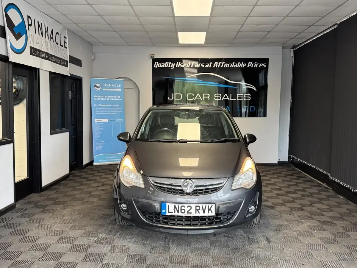 Used Vauxhall Corsa Active 100 HP (73 kW) 2012 Grey Hatchback