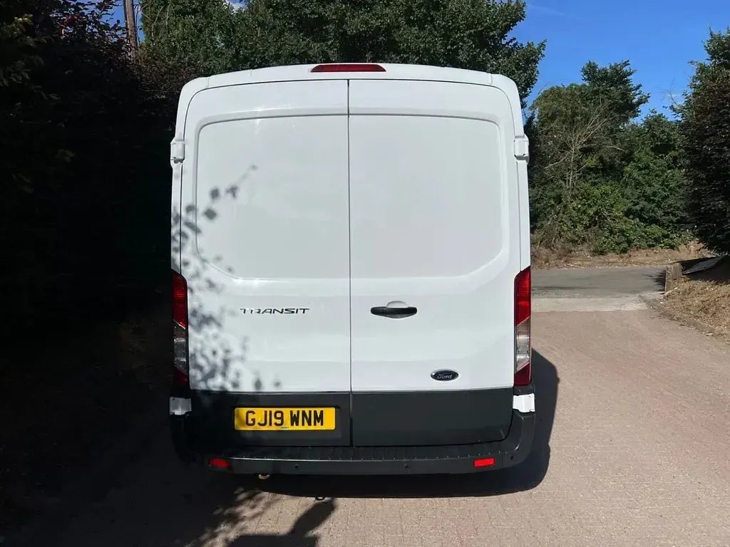 Used Ford Transit 130 HP (95 kW) 2019 White Van