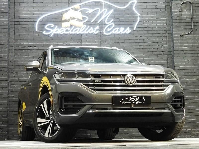 Grey Used 2019 VW Touareg R-line SUV | £24,450 (A bit pricey) - Image 1/4