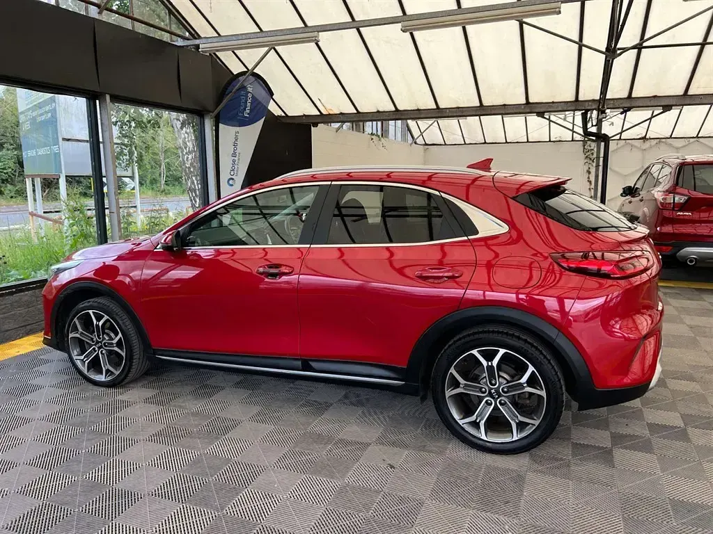 Used Kia XCeed 138 HP (101 kW) 2020 Red SUV