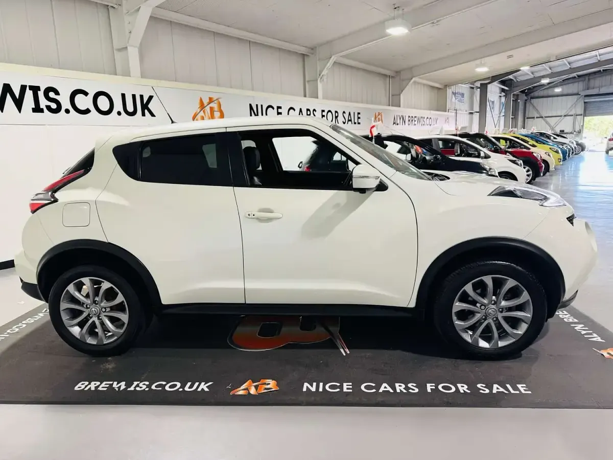Used Nissan Juke Tekna 110 HP (80 kW) 2016 White SUV