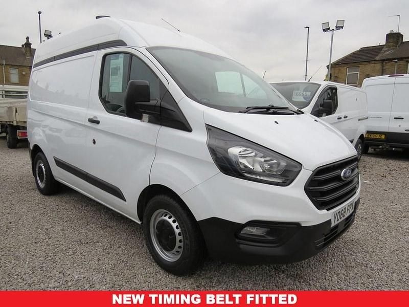 White Used 2019 Ford Transit Custom Van | £12,450 (Fair price) - Image 1/3