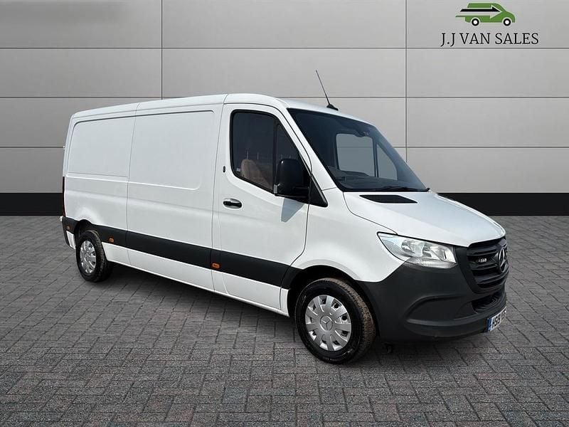 White Used 2019 Mercedes Sprinter Premium Van | £12,995 (Fair price) - Image 1/4