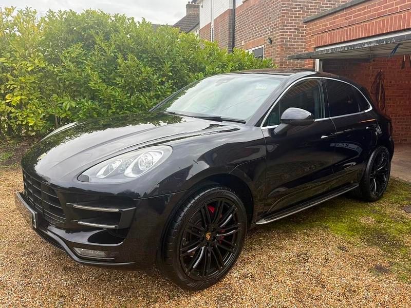 Used Porsche Macan Turbo 400 HP (294 kW) 2014 Black SUV