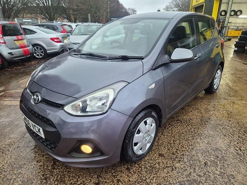 Used Hyundai i10 SE 87 HP (63 kW) 2017 Grey Hatchback