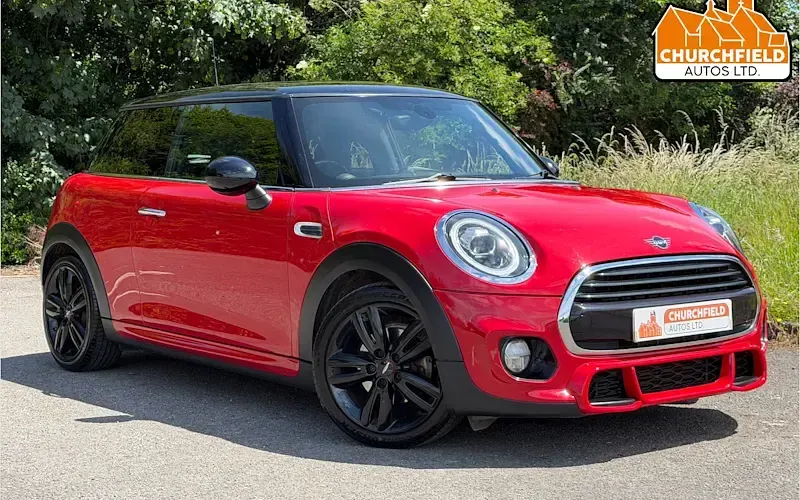 Used Mini Cooper Hatch 136 HP (100 kW) 2021 Hatchback