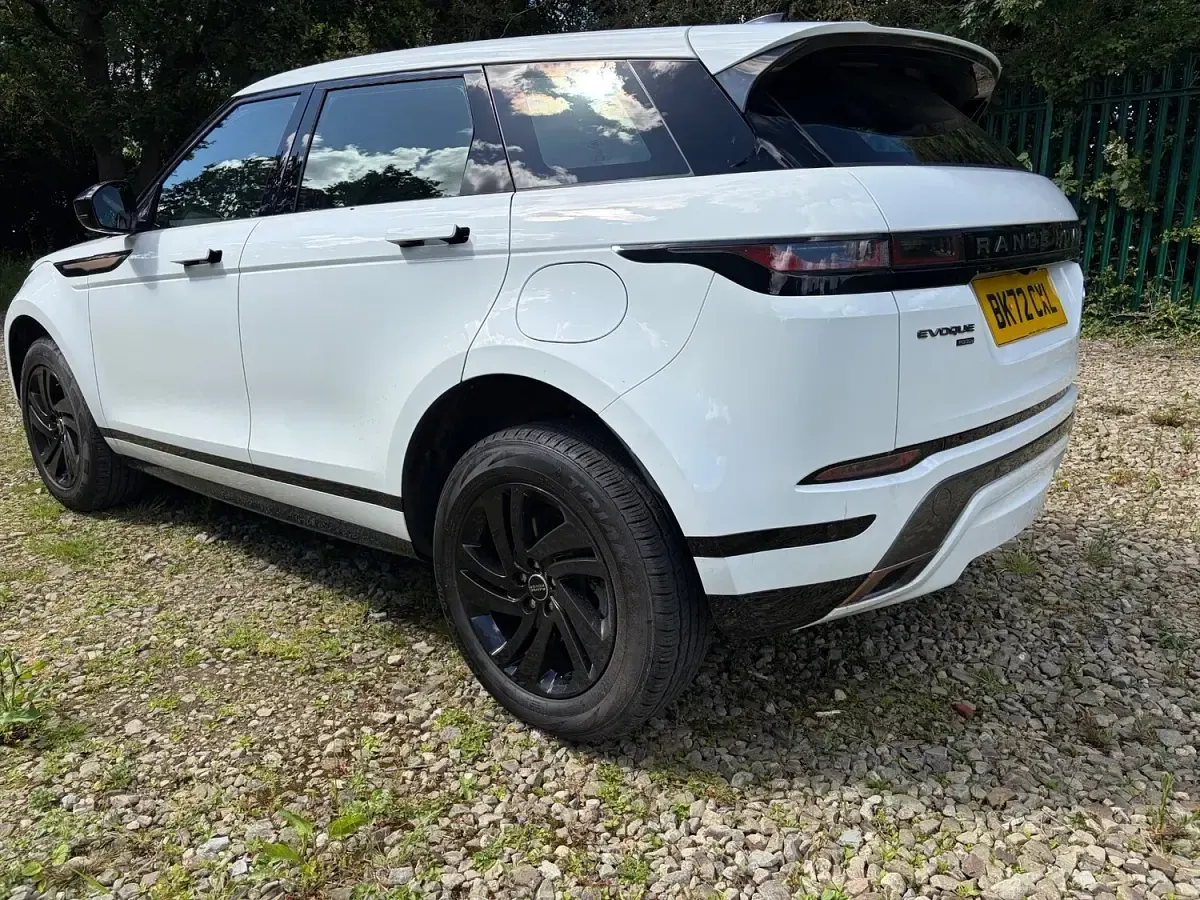 Used Land Rover Range Rover evoque R-Dynamic 2022 White SUV
