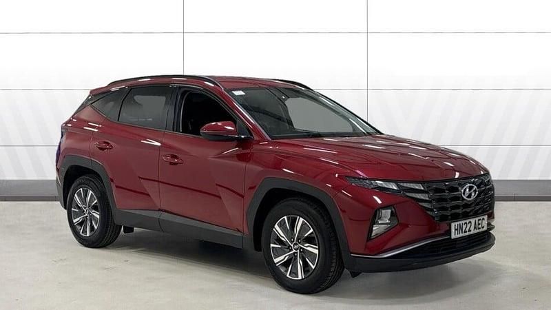 Red Used 2022 Hyundai Tucson SE SUV | £18,145 (Fair price) - Image 1/3