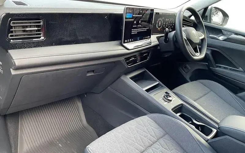 Used VW Tiguan Match 150 HP (110 kW) 2025 Silver SUV