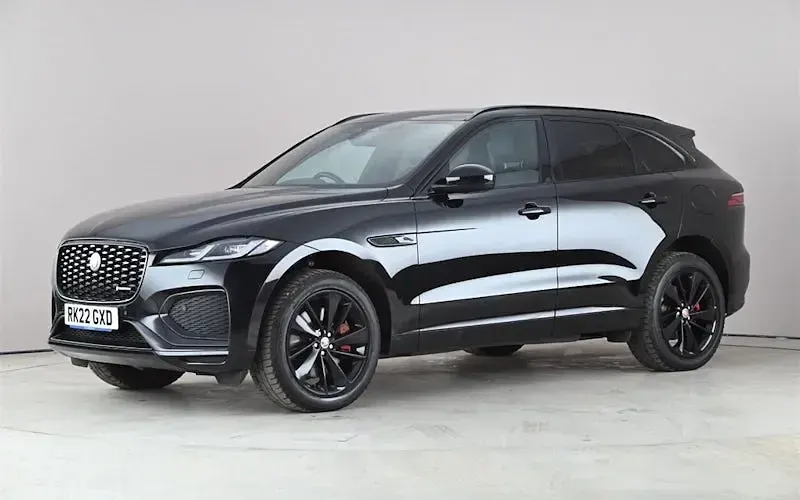 Second-hand Jaguar F-Pace R-Dynamic 404 CP (297 kW) 2022 Negru SUV