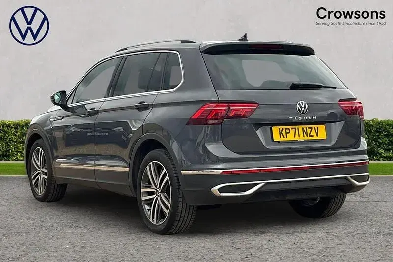 Used VW Tiguan Elegance 150 HP (110 kW) 2022 Grey SUV