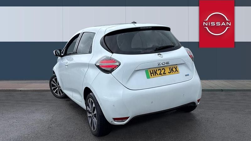 Used Renault Zoe GT-Line 100 kW (136 HP) 2022 White Hatchback