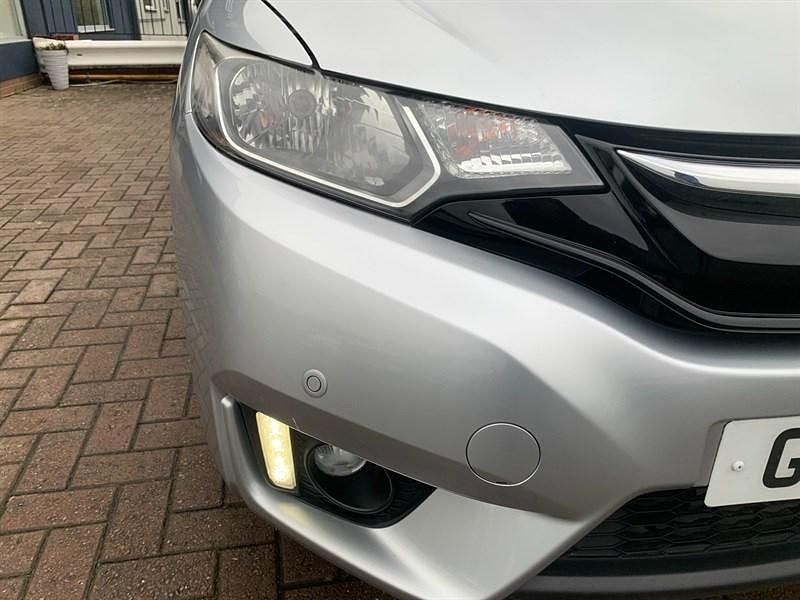 Used Honda Jazz EX 102 HP (75 kW) 2017 Silver Hatchback