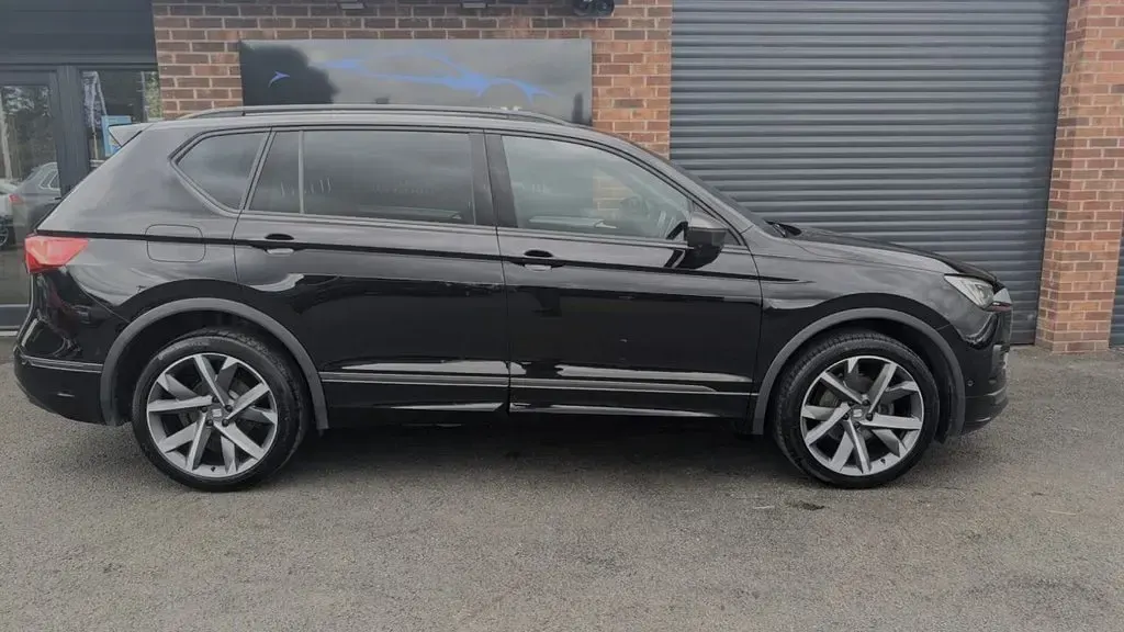 Used Seat Tarraco FR Sport 150 HP (110 kW) 2023 Black SUV